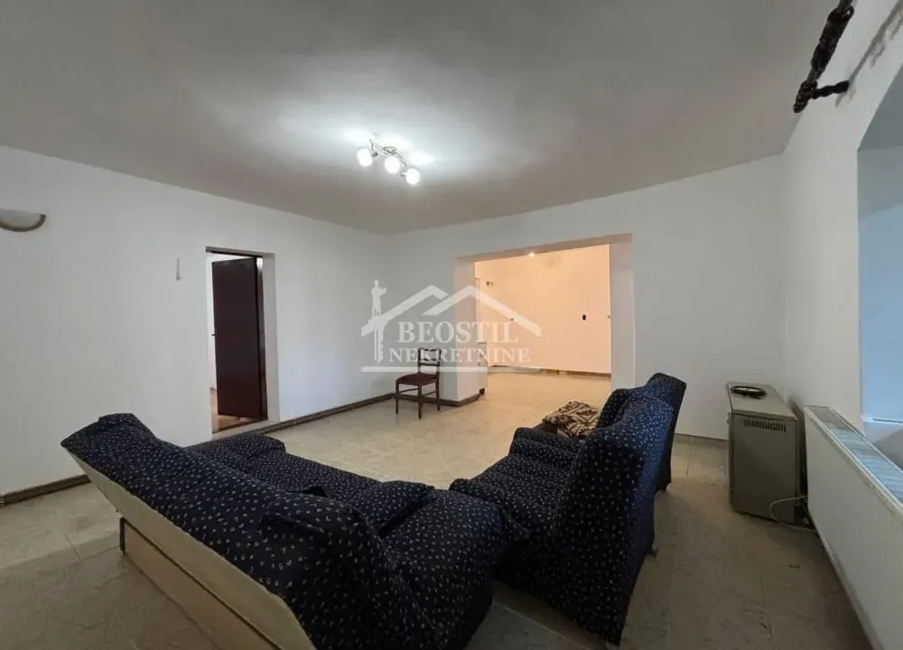 Prodaja, trosoban stan, 70m², Centar, Pančevo