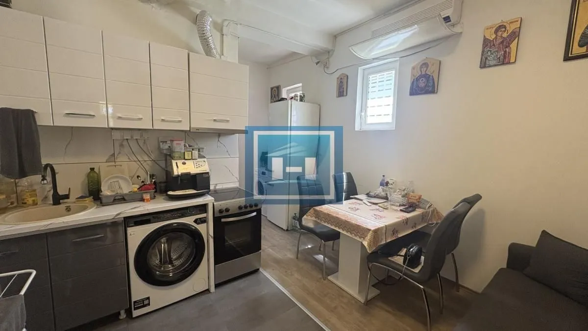 Prodaja, jednosoban stan, 40m², Sarina Medja, Jagodina