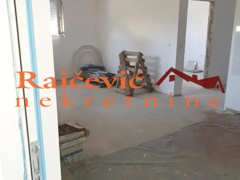 Prodaja, trosoban stan, 66m², Voždovac Sve Podlokacije, Beograd - image 3