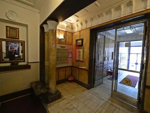 Sale, four bedroom apartment, 100m², Savski Venac, Beograd - image 12