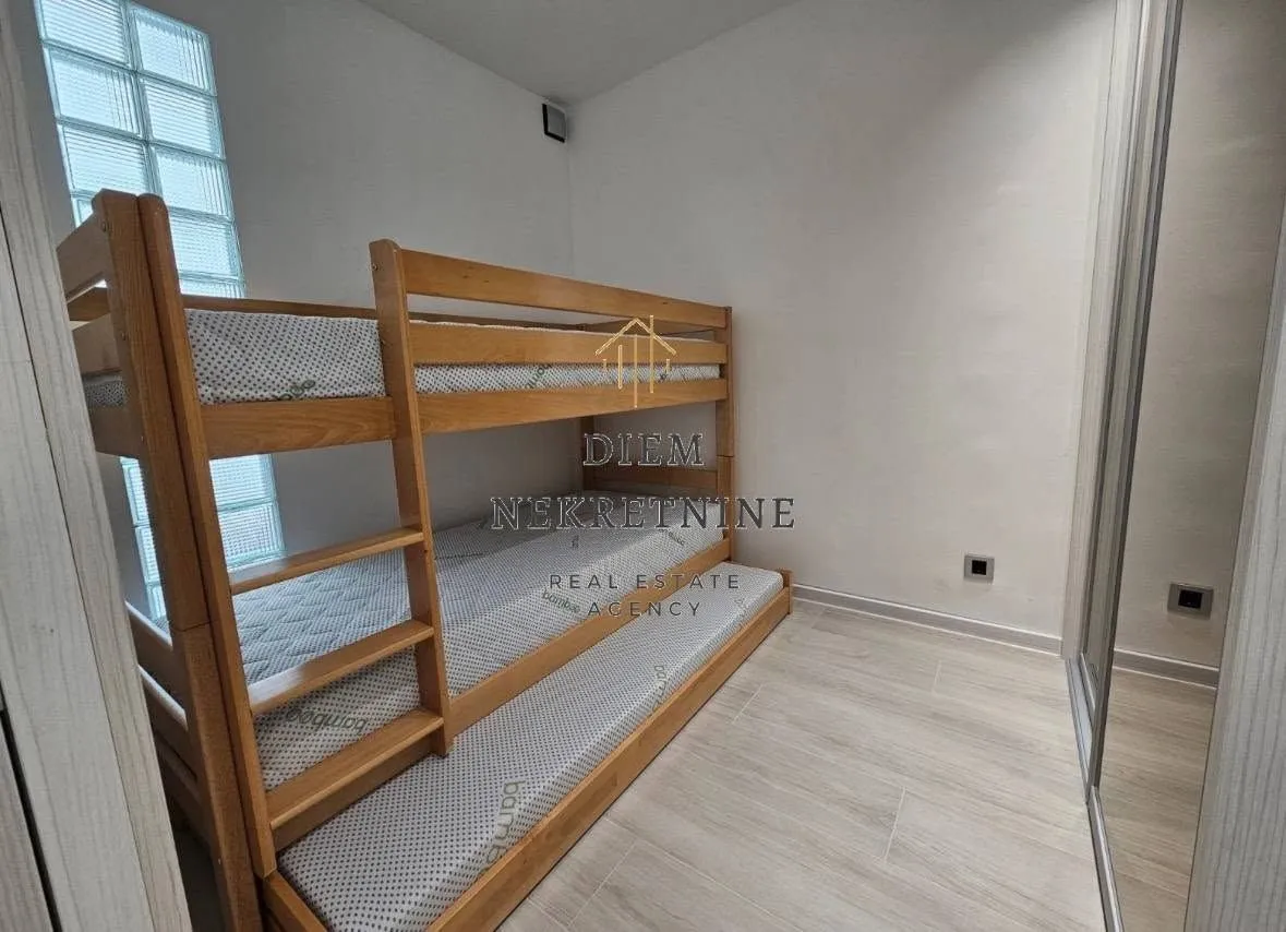 Sale, two bedroom apartment, 46m², Centar, Bar