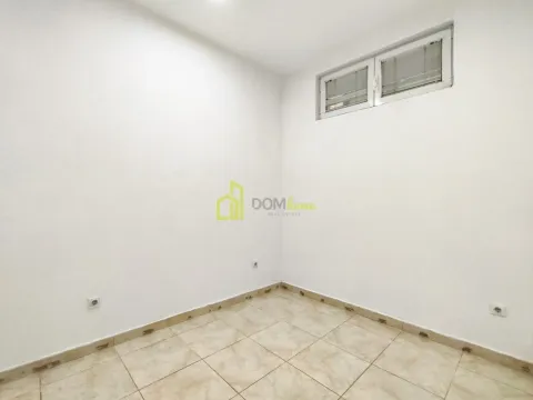 Rent, office space, 143m², Centar, Podgorica - image 8