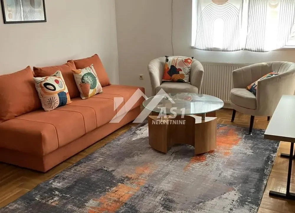 Izdavanje, dvosoban stan, 45m², Nova Detelinara, Novi Sad Sve Podlokacije