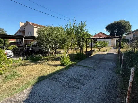 Prodaja, kuća, 100m², Gornja Gorica, Podgorica - image 8