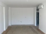 Prodaja, jednosoban stan, 55m², Centar, Bar - image 11