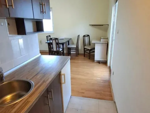 Rent, one bedroom apartment, 30m², Petlovo Brdo, Beograd - image 7