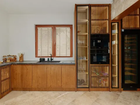 Prodaja, kuća, 420m², Dobrota, Kotor - image 17