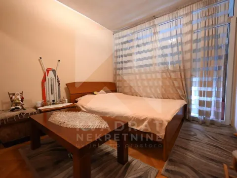 Prodaja, dvosoban stan, 71m², Pejton, Podgorica - image 8