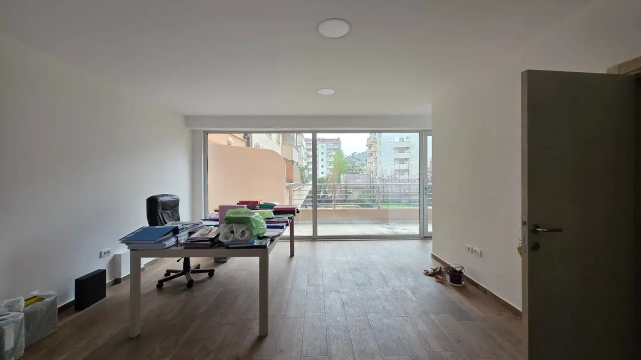 Prodaja, poslovni prostor, 100m², Budva, Crna Gora