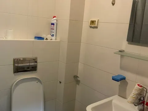 Izdavanje, jednosoban stan, 50m², City Kvart, Podgorica - image 7