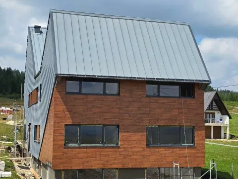 Prodaja, jednosoban stan, 48m², Žabljak, Crna Gora - image 2