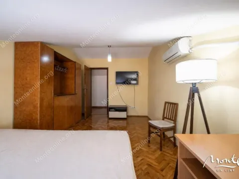 Sale, three bedroom apartment, 88m², Dobrota, Kotor - image 15
