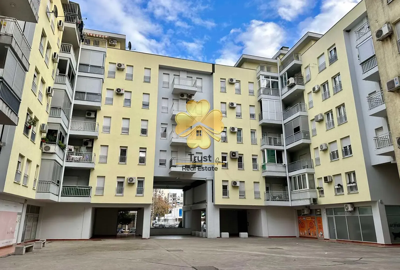 Rent, two bedroom apartment, 60m², Blok 9, Podgorica
