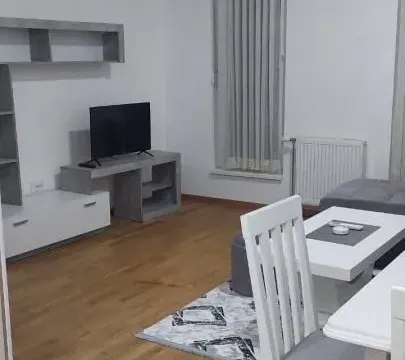 Izdavanje, garsonjera, 30m², Salajka, Novi Sad Sve Podlokacije - image 2