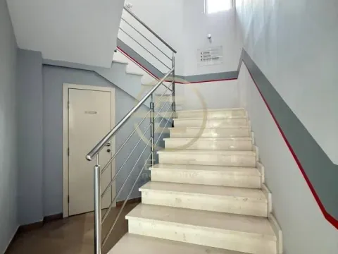 Izdavanje, poslovni prostor, 226m², Bulevar Oslobodjenja, Novi Sad Sve Podlokacije - image 15