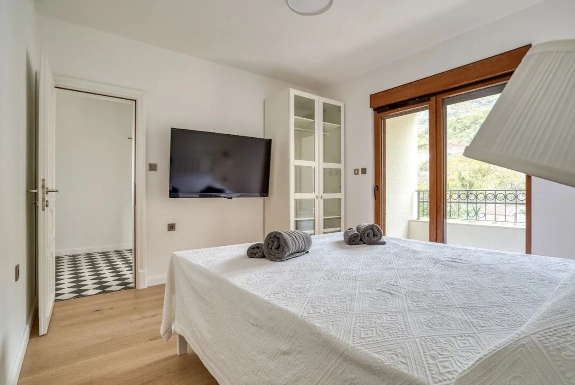 Sale, two bedroom apartment, 89m², Lazi, Budva
