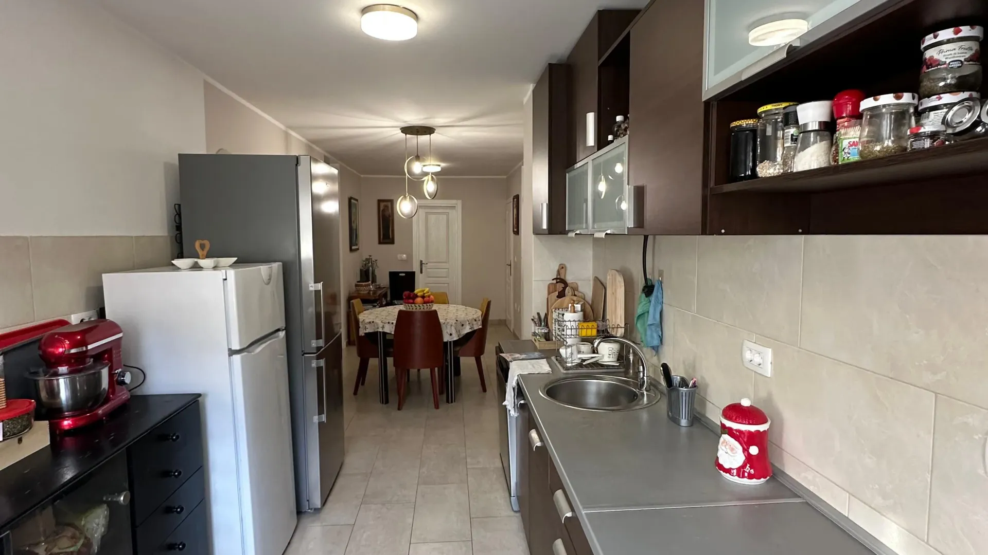 Prodaja, trosoban stan, 105m², Makedonsko naselje, Bar
