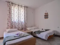 Rent, studio apartment, 30m², Radanovići, Kotor - image 4