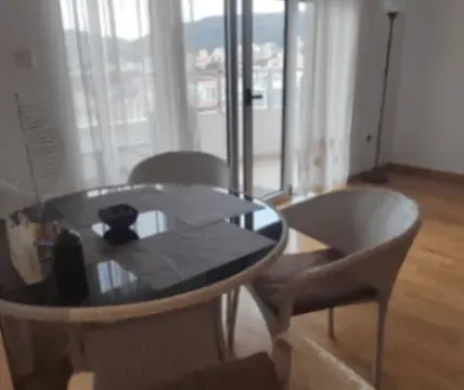 Rent, apartment, 77m², Rafailovići, Budva - image 4