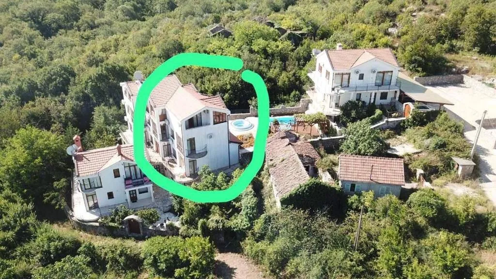 Rent, house, 150m², Centar, Tivat