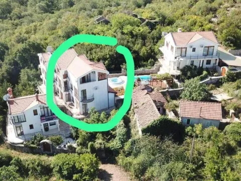 Rent, house, 150m², Centar, Tivat - image 6