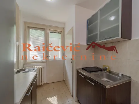 Prodaja, jednosoban stan, 38m², Kalenić Pijaca, Vračar Sve Podlokacije - image 11