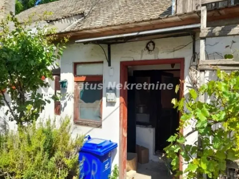 Prodaja, jednosoban stan, 32m², Petrovaradin, Novi Sad