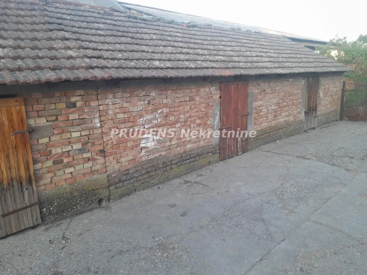 Sale, house, 150m², Obrež, Pećinci