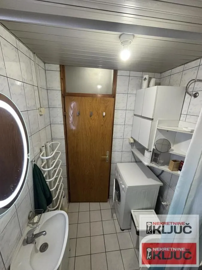 Rent, studio apartment, 25m², Centar, Novi Sad