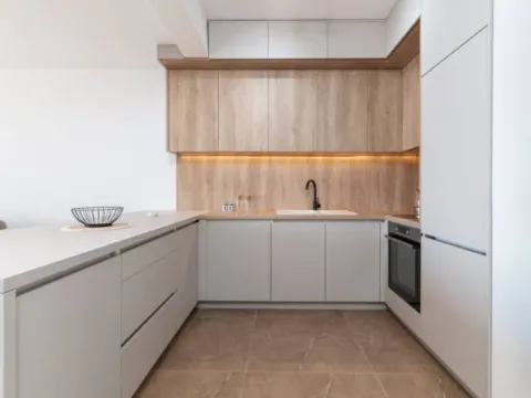 Sale, two bedroom apartment, 67m², Sveti Stefan, Budva - image 4