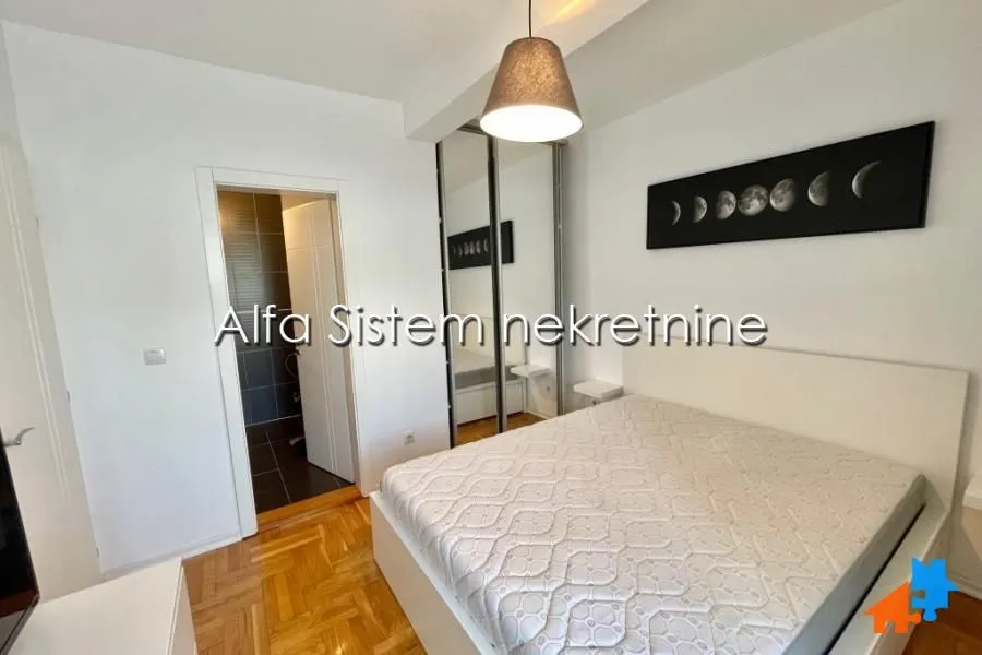 Rent, three bedroom apartment, 74m², Cvetkova Pijaca, Zvezdara Sve Podlokacije