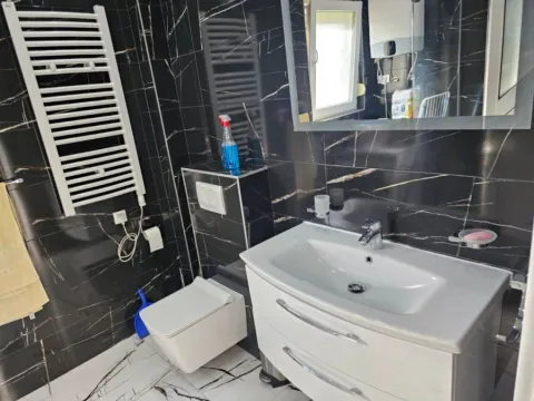 Prodaja, dvosoban stan, 95m², Polje, Bar - image 11