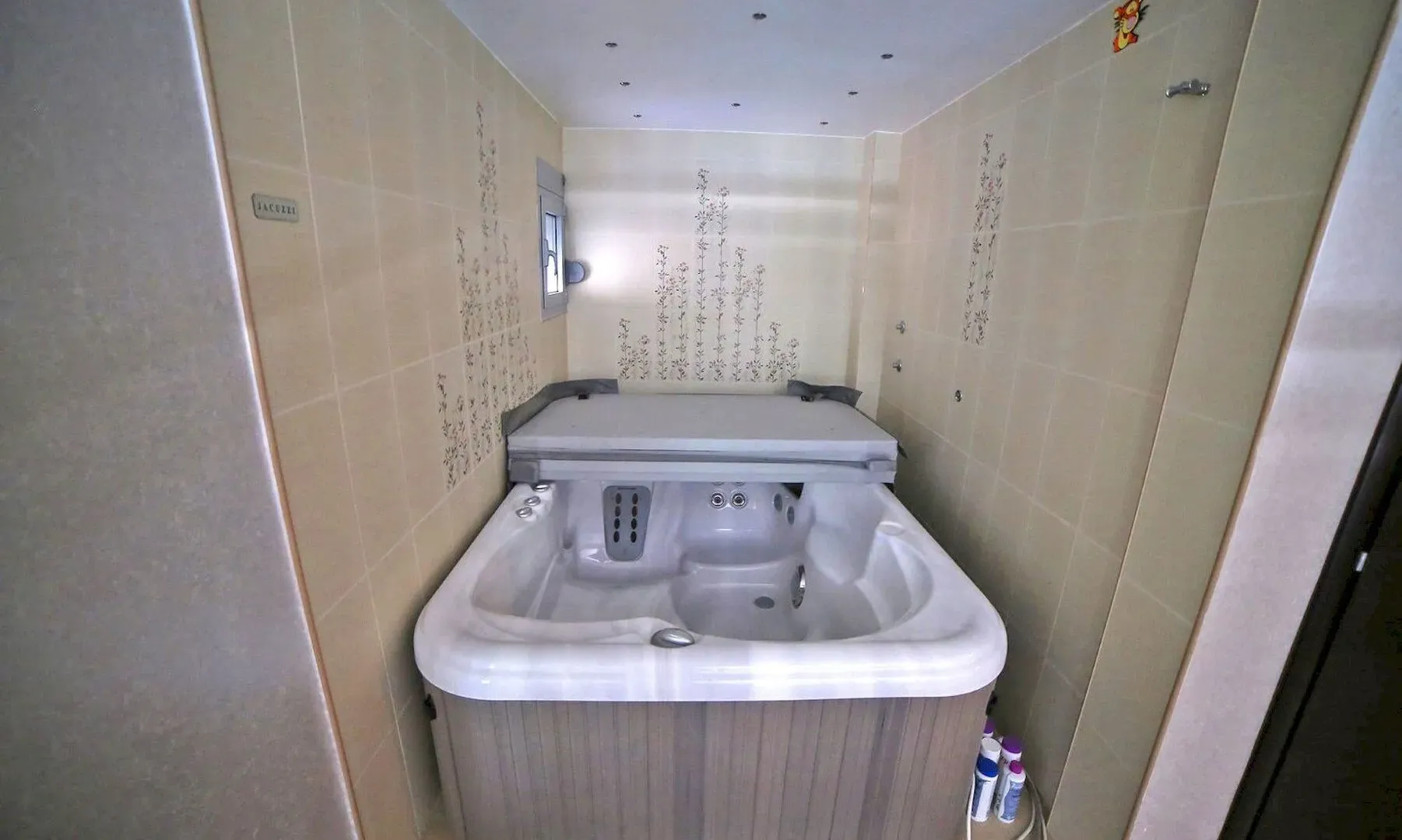 Prodaja, kuća, 300m², Podkošljun, Budva