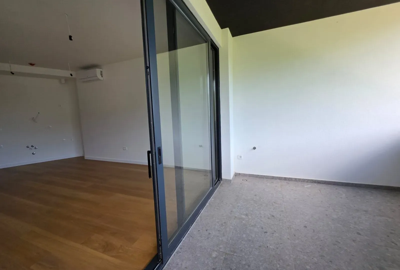 Prodaja, jednosoban stan, 54m², Bečići, Budva