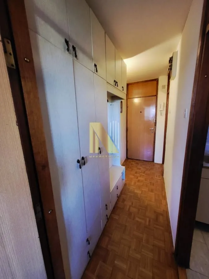Prodaja, garsonjera, 26m², Liman 2, Novi Sad Sve Podlokacije