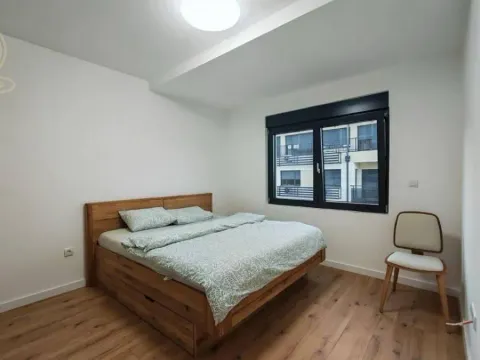 Izdavanje, trosoban stan, 70m², Čukarica, Beograd - image 3