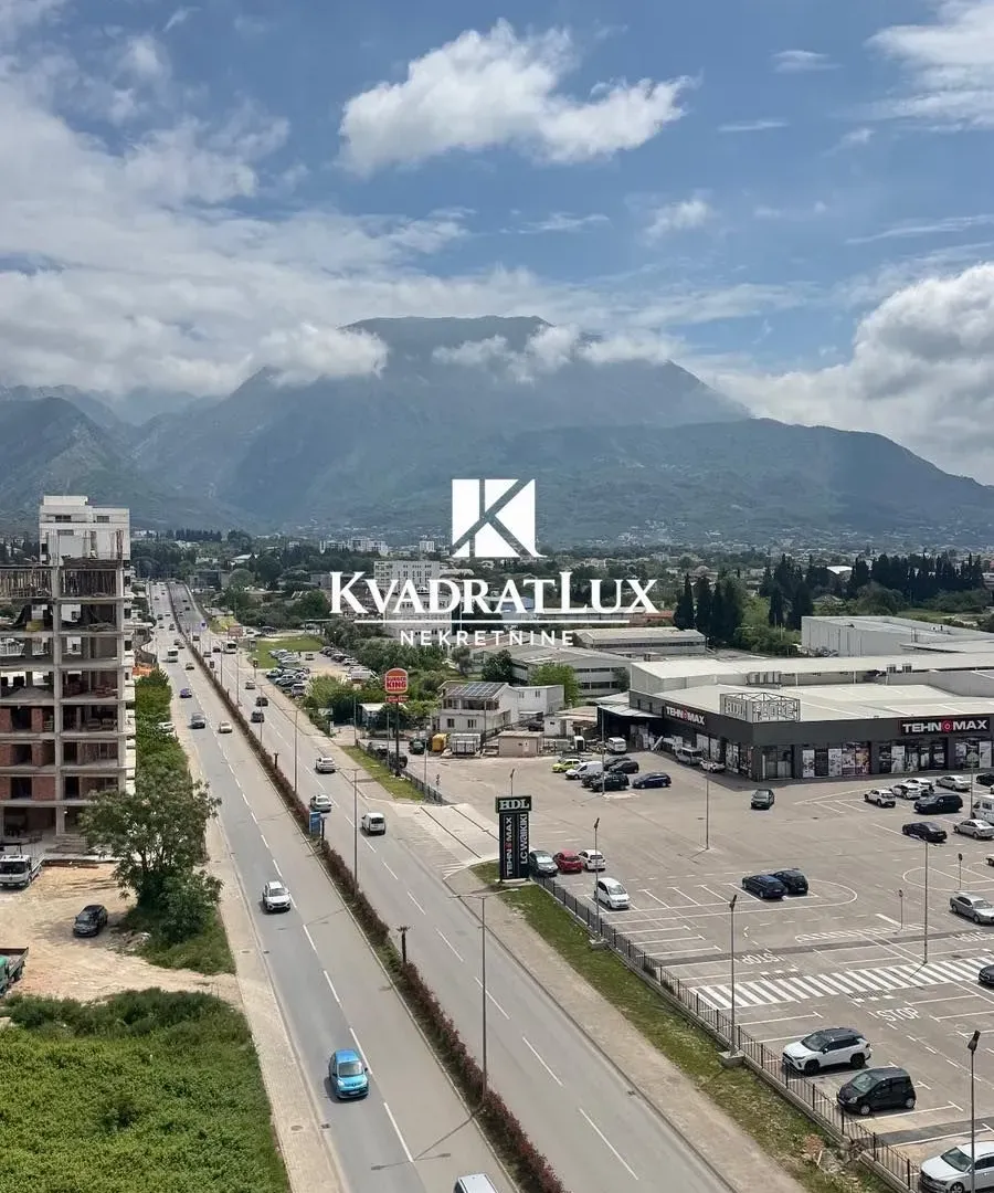 Sale, two bedroom apartment, 70m², Centar, Bar