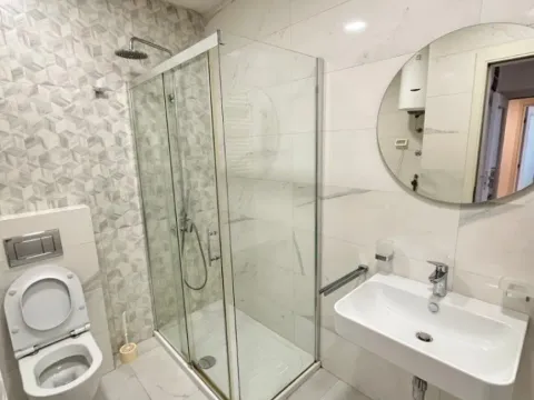 Izdavanje, dvosoban stan, 76m², Central Point, Podgorica - image 11