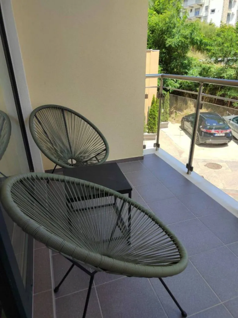 Rent, apartment, 55m², Bečići, Budva