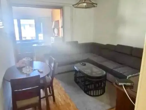 Izdavanje, dvosoban stan, 80m², Centar, Podgorica - image 4