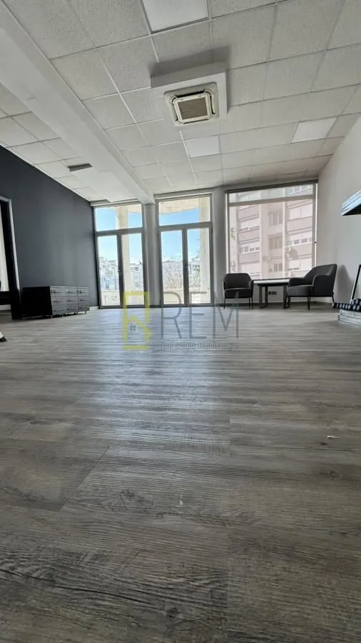 Rent, office space, 120m², Preko Morače, Podgorica