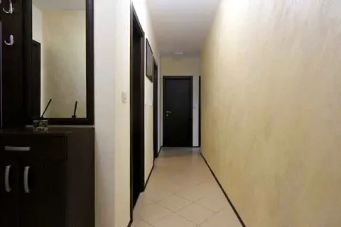 Prodaja, trosoban stan, 77m², Budva, Crna Gora - image 12