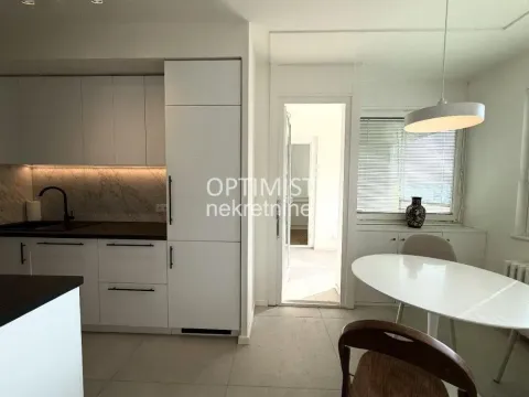 Izdavanje, trosoban stan, 76m², Novi Beograd Blok 61, Novi Beograd Sve Podlokacije - image 3