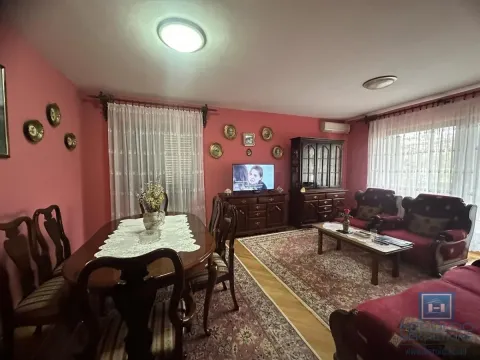 Sale, house, 500m², Ćuprija, Srbija - image 10