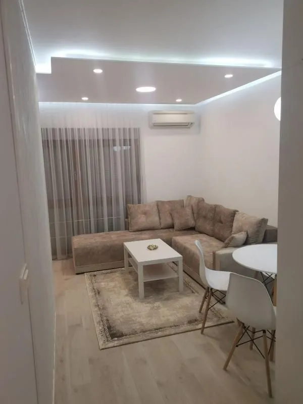 Izdavanje, garsonjera, 30m², City Kvart, Podgorica
