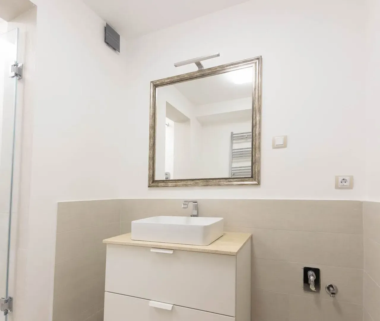 Prodaja, jednosoban stan, 49m², Tivat, Crna Gora