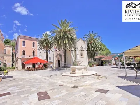 Prodaja, stan, 130m², Centar, Herceg Novi - image 9