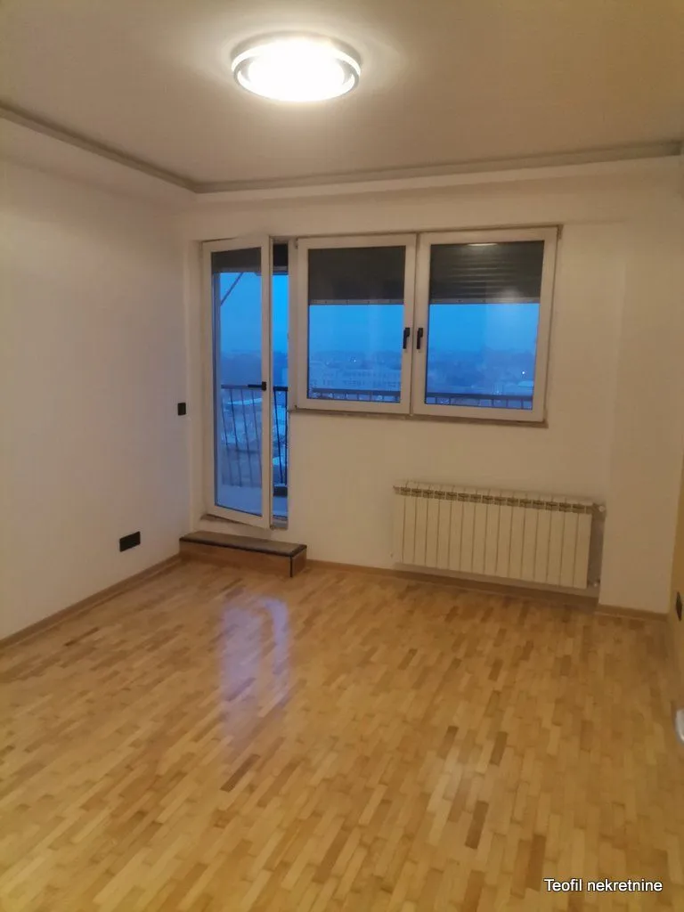 Prodaja, jednosoban stan, 32m², Zemun Sve Podlokacije, Beograd