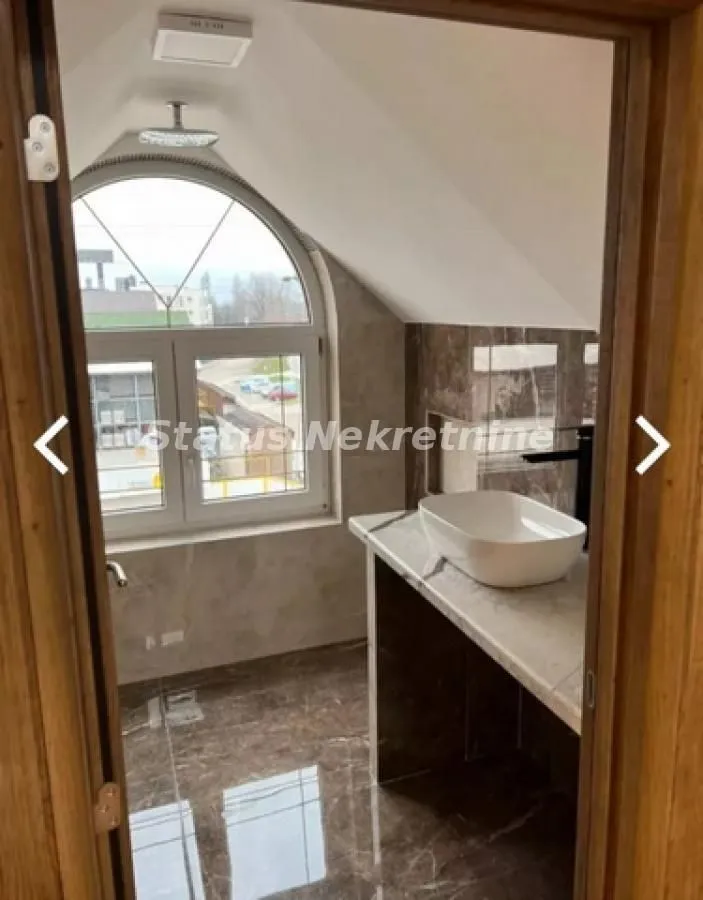 Rent, office space, 250m², Lipov gaj, Novi Sad Sve Podlokacije