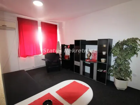 Rent, studio apartment, 28m², Stari grad, Novi Sad